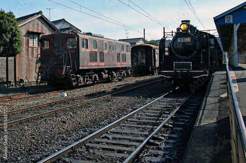 大井川鐵道 SL｜SL蒸気機関車と旧式車両が並んでいる姿に特別な親しみと郷愁を感じました