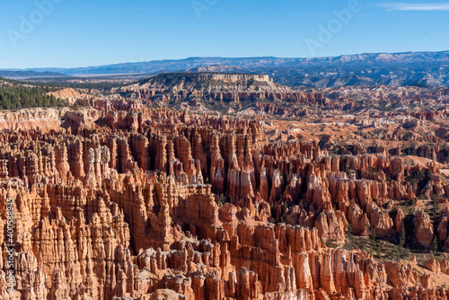 Hoodoos at Inspiration Point in Bryce National Park 