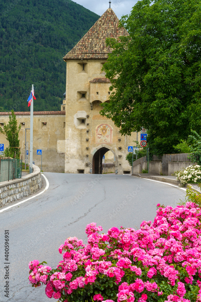 Glorenza, historic village in Venosta valley. Walls