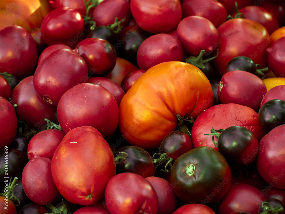 Background with ripe red tomatoes.. Background with ripe red tomatoes..