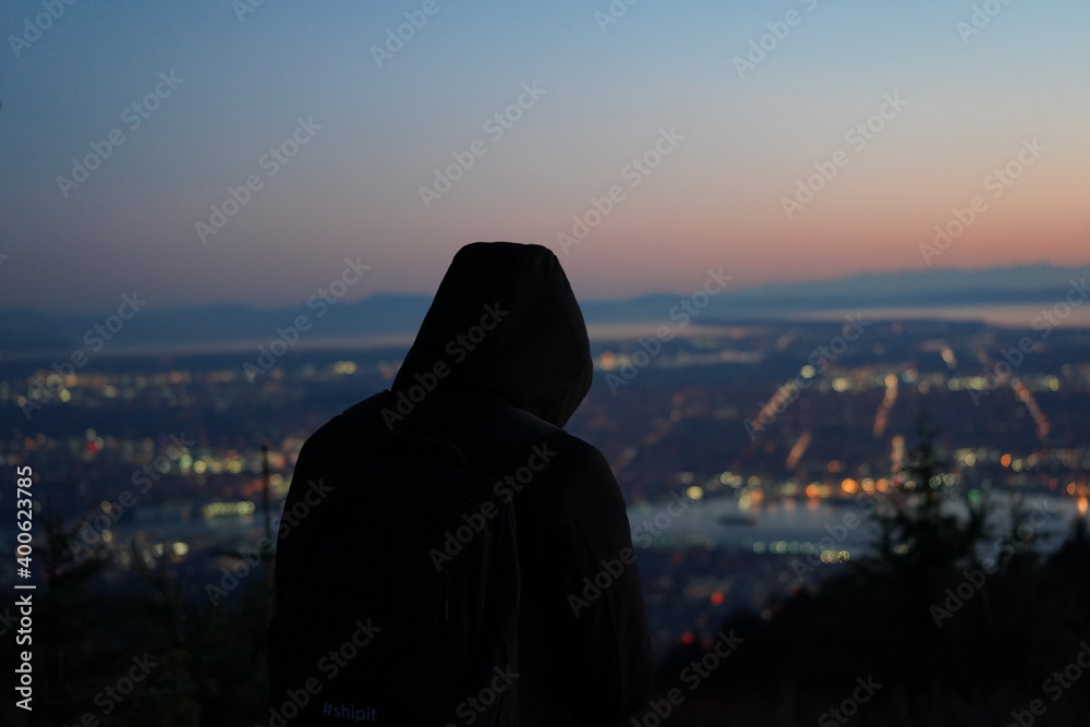 シルエット 夜景 夕景 眺め ダウンタウン バンクーバー グラウスマウンテン からの眺め Stock Photo Adobe Stock