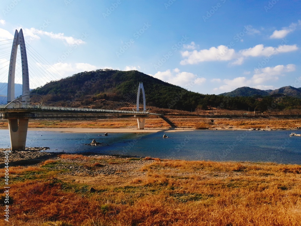 Fototapeta premium bridge over the river