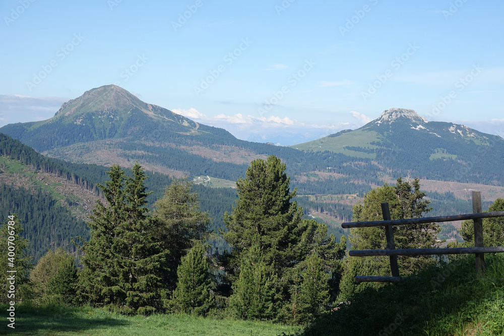 Schwarzhorn und Weisshorn in den Eggentaler Alpen