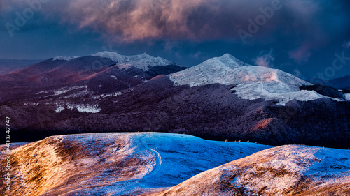 Fototapeta Naklejka Na Ścianę i Meble -  An unique sunset in the mountains. Polonina Wetlinska i Carynska Bieszczady National Park. Carpathian Mountains. Poland