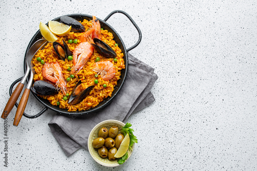 Traditional Spanish seafood paella