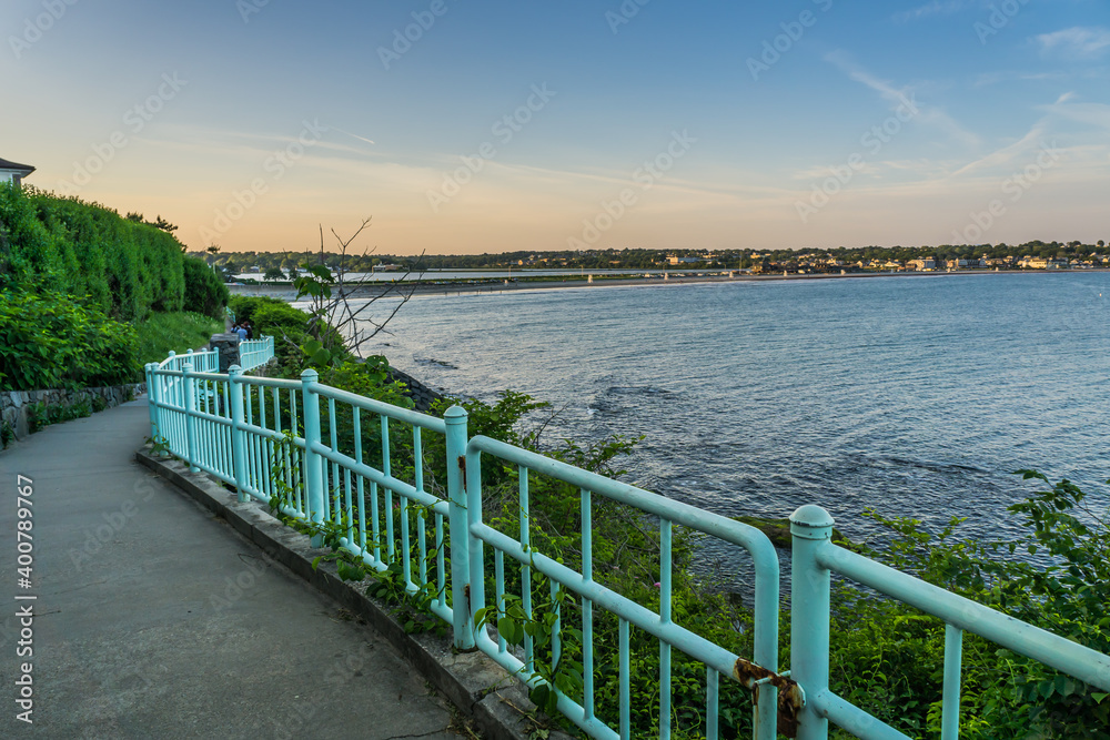 Fototapeta premium Cliff walk in Newport, RI, is a 3.5 mi path, following the shoreline, with great views of the ocean and the big Gilded Age mansions of Newport