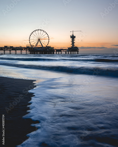 Quadro em tela Sunset at the beach, Pier of scheveningen, The Hague, Netherlands