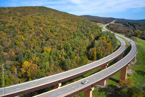 USA, West Virginia, Aerial view ofÔøΩU.S. Route 48 bridge stretching over Lost River inÔøΩAppalachian Mountains