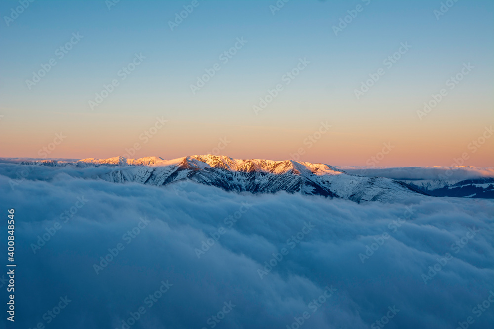 Iezer-Papusa mountains seen from Piatra Craiului massif (Piatra Craiului National Park, Romania) Iezer-Papusa mountains seen from Piatra Craiului massif (Piatra Craiului National Park, Romania)