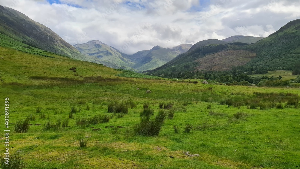 Fototapeta premium landscape with lake and mountains