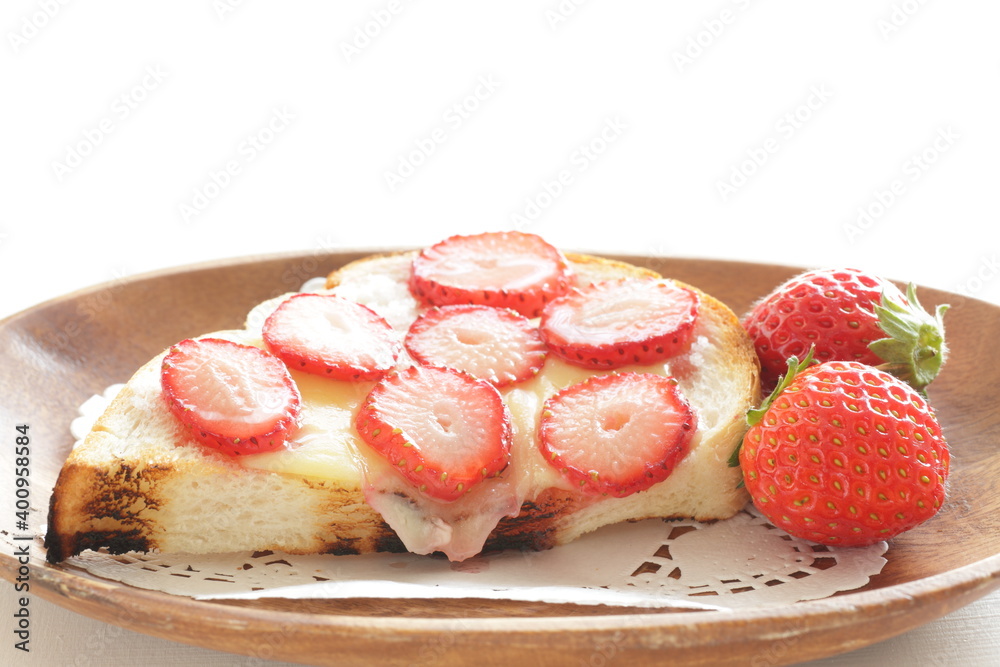 Homemade strawberry and cheese sugar toast for healthy gourmet breakfast Homemade strawberry and cheese sugar toast for healthy gourmet breakfast