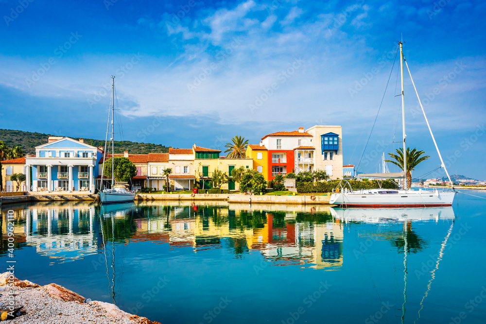 Obraz premium Alacati Town coast view in Cesme Town. Alacati is populer tourist destination in Turkey