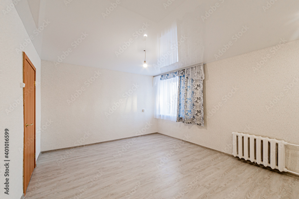 Obraz premium Russia, Moscow- April 19, 2020: interior room apartment modern bright cozy atmosphere. general cleaning, home decoration, preparation of house for sale. empty room with renovation