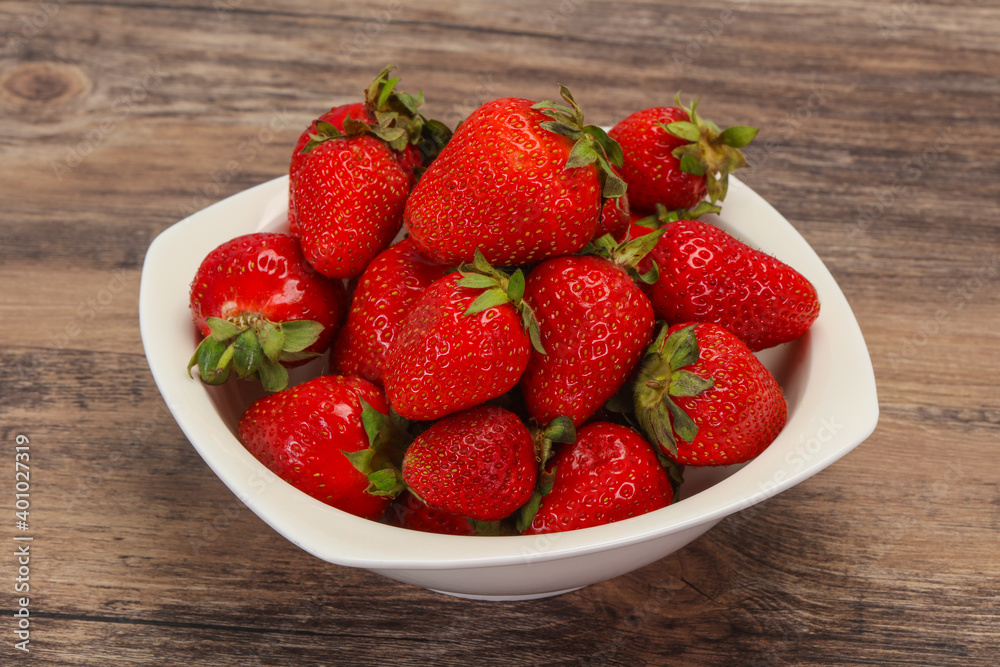Sweet strawberry in the bowl Sweet strawberry in the bowl