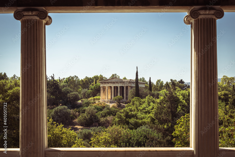 windows and columns in greece - obrazy, fototapety, plakaty 