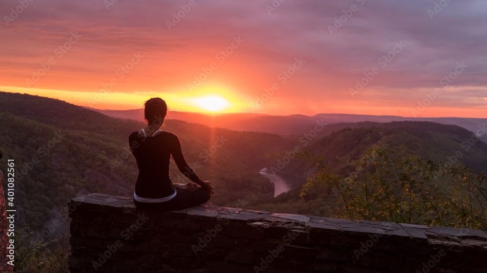 Yoga Practice in Nature Sunrise Yoga Practice in Nature Sunrise