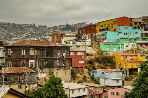 colourfull houses, Valparaiso © Dario Ricardo