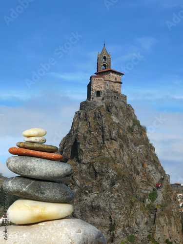 le Puy en Velay - Église Saint-Michel d'Aiguilhe photo