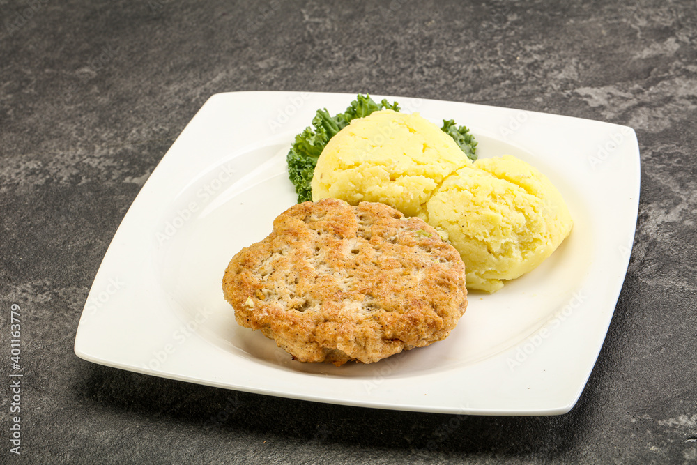 Chicken cutlet with mashed potato Chicken cutlet with mashed potato
