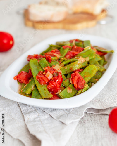 Green beans with tomato vegan recipe
