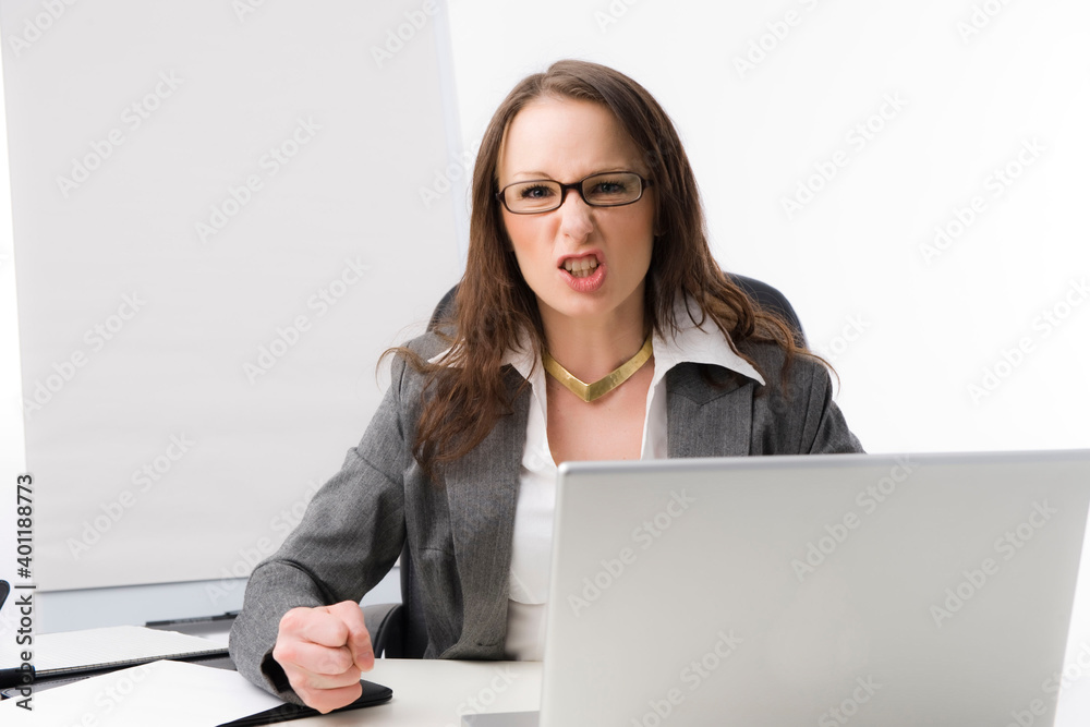 Businessfrau ärgert sich Businessfrau ärgert sich