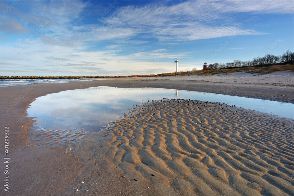 Wybrzeże Morza Bałtyckiego, plaża zachodnia w Kołobrzegu, Polska.