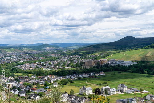 Wandern im Ahrtal über Ahrweiler auf dem Rotweinwanderweg