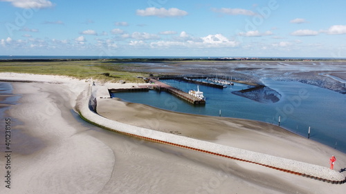 Wattenmeer Wangerooge Fähranleger und Hafen