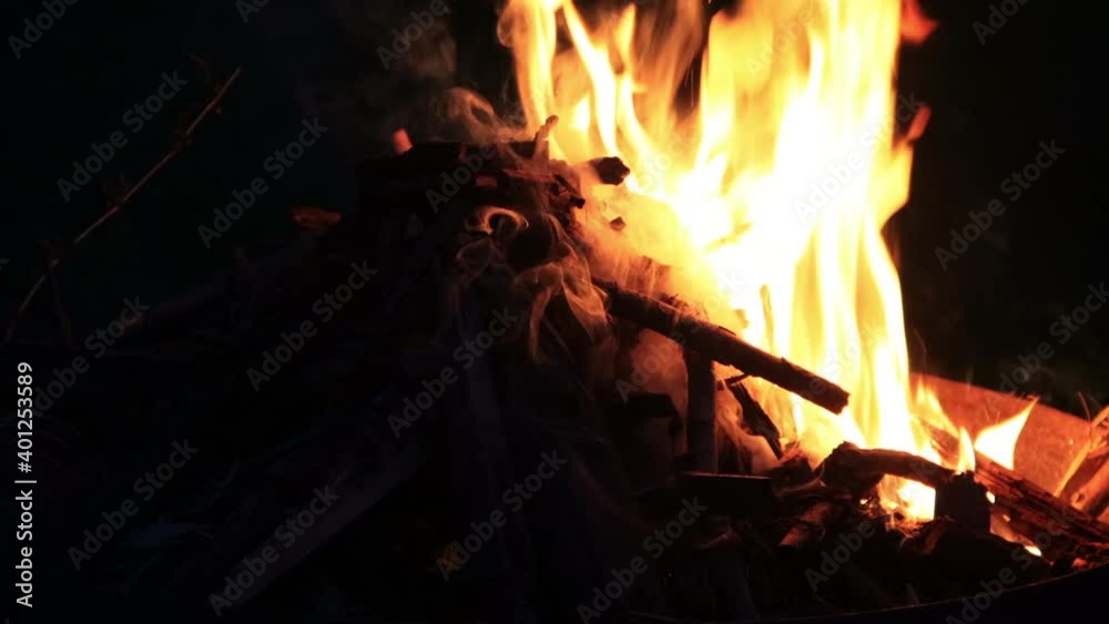 Burning firewood time lapse, fire background, flame
Burning firewood time lapse, fire background, flame