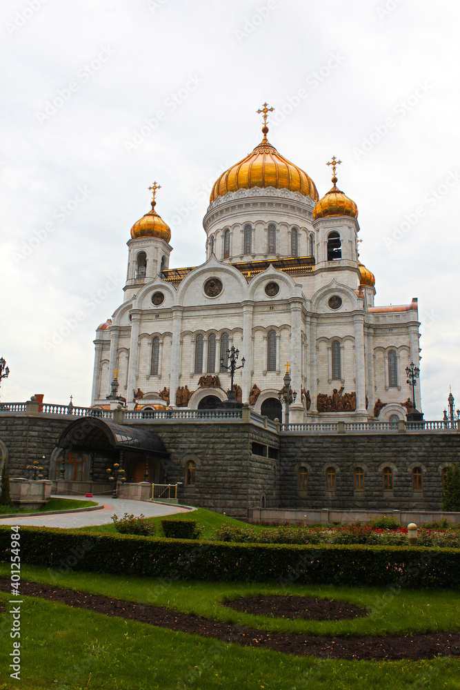 In Moscow, the main Cathedral of Christ the Savior against the sky, an unusual perspective.