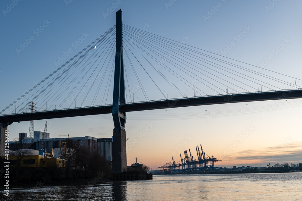 Hamburg, Germany: Koehlbrand Bridge in Hamburg in the twilight