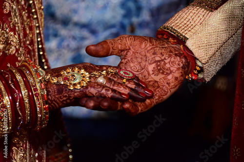 Portrait of bride and groom in Indian wedding photo