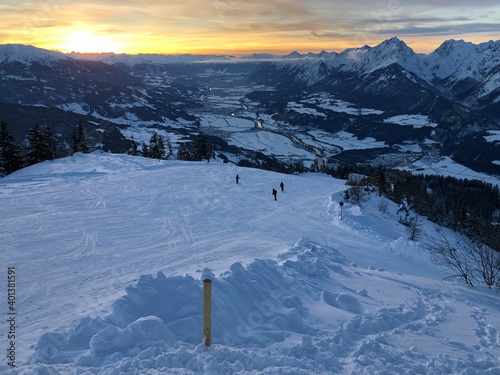 Hecher Pillberg Kellerjoch in der Nähe von Schwaz - Blick vom Skigebiet Richtung Inntal Innsbruck Wattens bei Sonnenuntergang photo