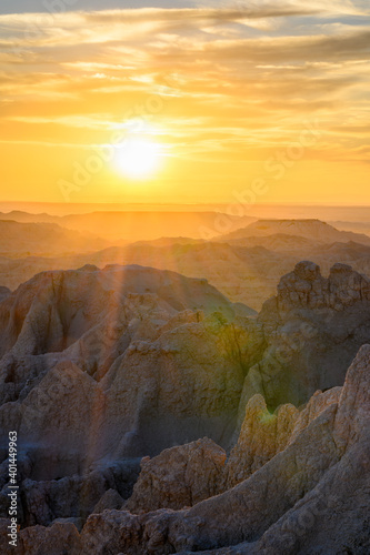Εκτύπωση καμβά Sunset over the rugged peaks in the Badlands