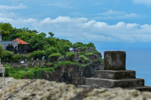 Beautiful temples and beaches in bali - Uluwatu Temple, nusa penida kelingking beach, uluwatu, pandava beach, tanah lot, kuta beach