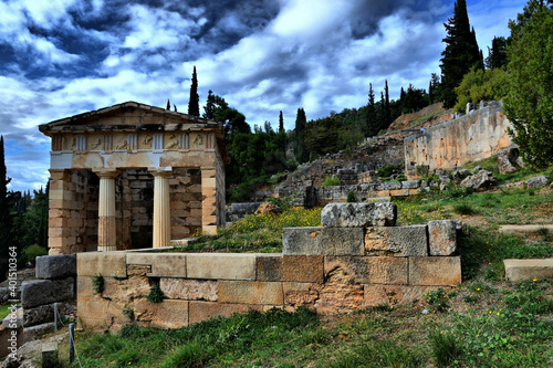 Vista de los principales monumentos de Grecia. Delfos (Delphi). Oráculo de Delfos (Delphi Oracle).
