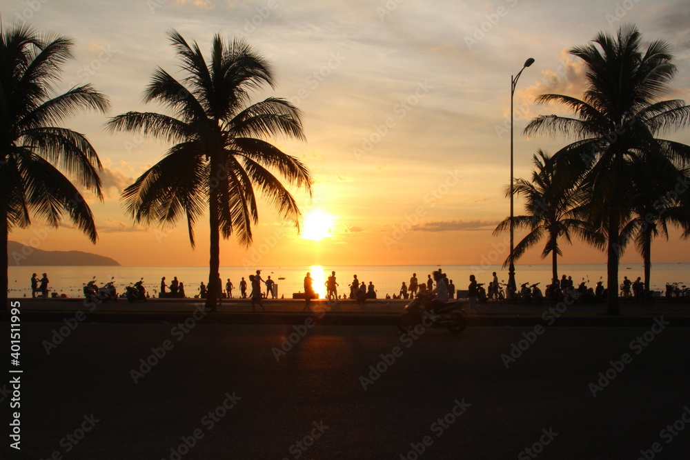 Sunset on Đà Nẵng beach 