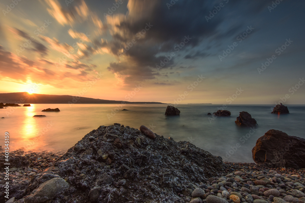 Obraz premium Likwatang beach is very beautiful when sunset arrives