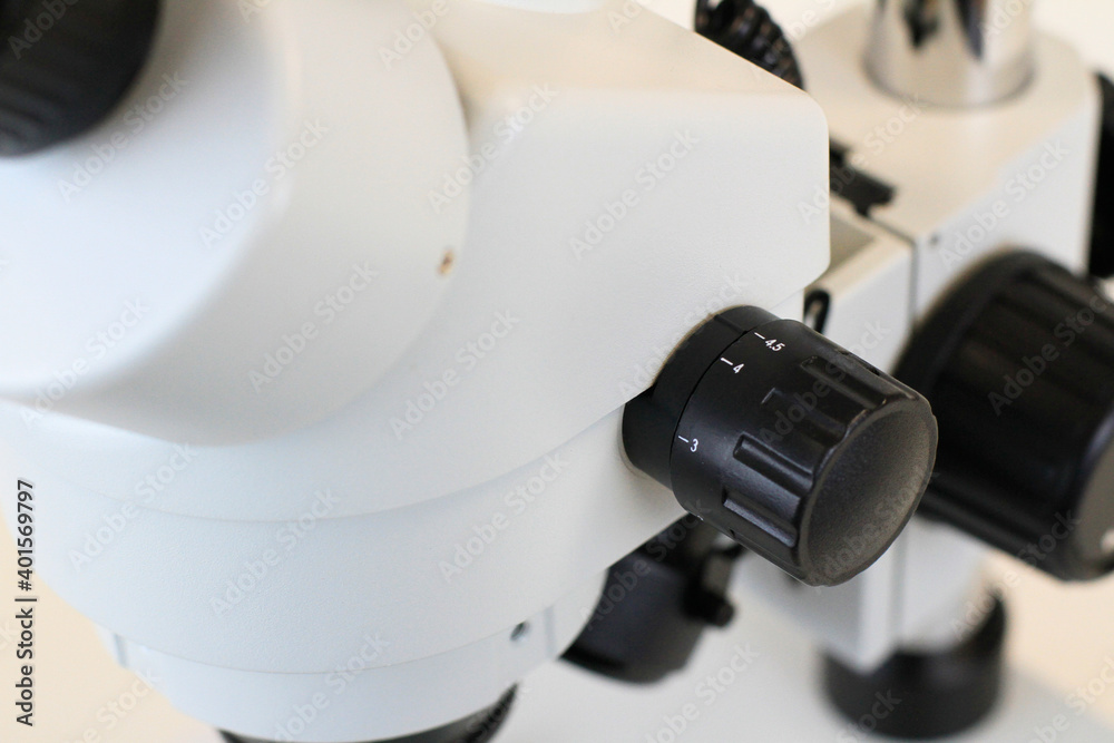 SZM45 series
trinocular stereo zoom microscope on white background SZM45 series
trinocular stereo zoom microscope on white background