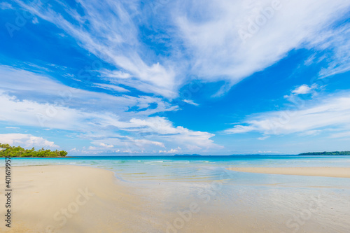 Fototapeta Naklejka Na Ścianę i Meble -  Sea beach blue sky with cloud freedom beach empty beach morning sunshine day