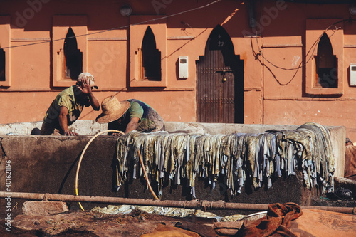 Fotografija Traditional craft in Morocco, dying leather in tanneries of Marrakech