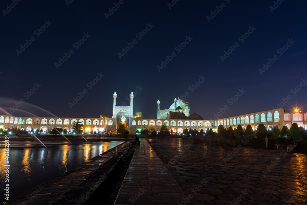 Fototapeta premium Night View of Shah Mosque or Imam mosque, situated on the south side of Naqsh-e Jahan Square square, an important historical site.