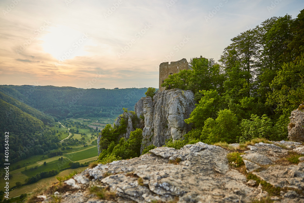Reußenstein Schloss in the Schwäbische Alb (Swabian Alb) near Stuttgart - Germany, Alps, Building, Castle, Mountain Range Reußenstein Schloss in the Schwäbische Alb (Swabian Alb) near Stuttgart - Germany, Alps, Building, Castle, Mountain Range