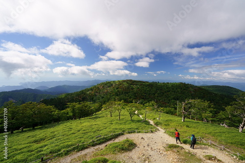 大台ケ原（奈良県吉野郡上北山村・三重県多気郡大台町　深田久弥の日本百名山-大台ケ原山）