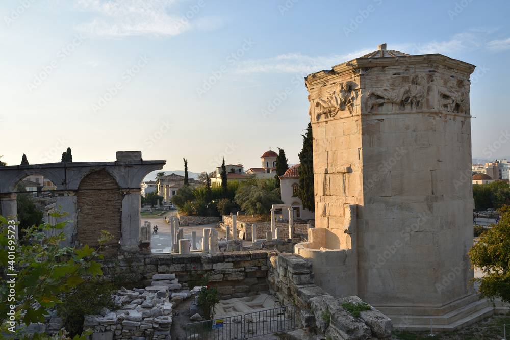 Vista de los principales monumentos y sitios de Atenas (Grecia). Ágora romana.