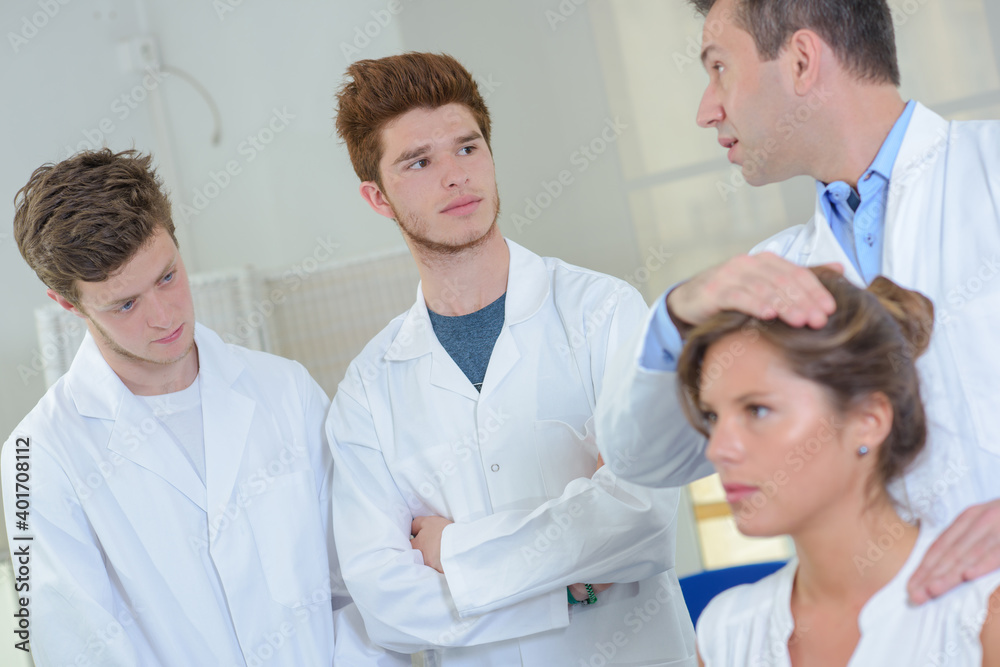 Fototapeta premium a doctor is teaching students