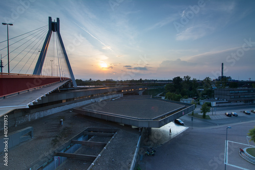 Hauptbahnhof von Ludwigshafen im Sonnenuntergang photo