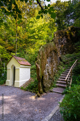 Wachsender Felsen in Usterling bei Landau Bayern Deutschland photo