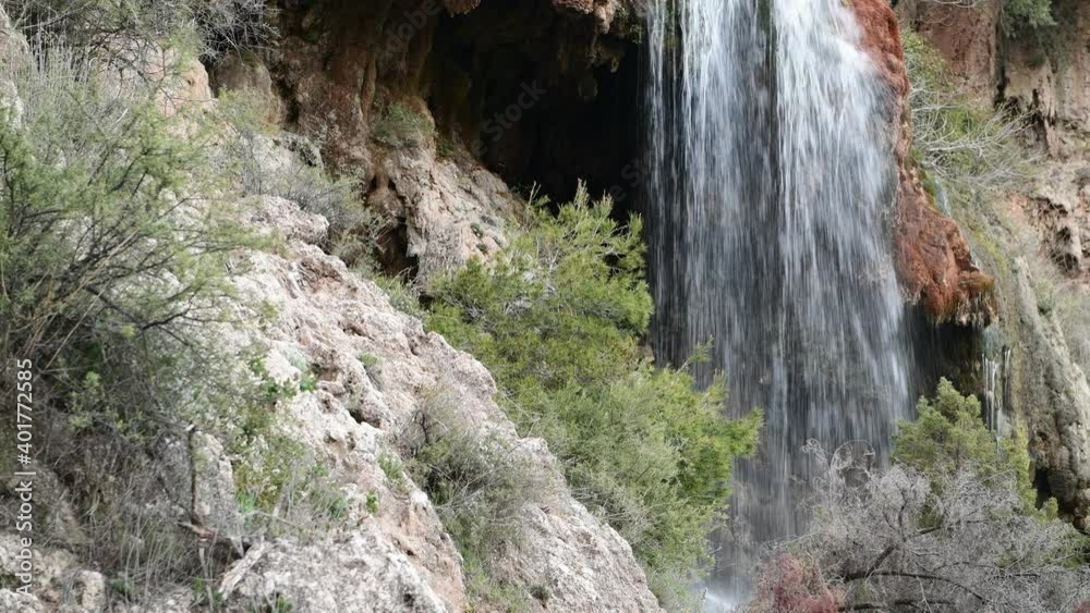 Detalle de la cascada llamada El Chorrador, cerca de la población de Chera, en la provincia de Valencia. Comunidad Valenciana. España. Europa