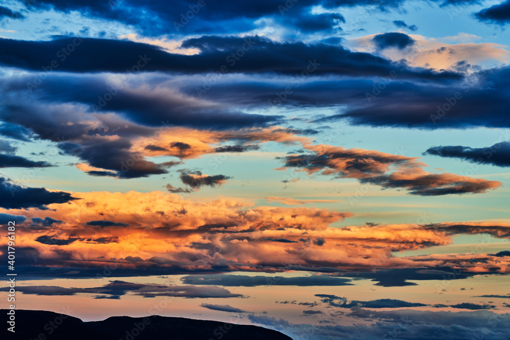 Fototapeta premium sunset over the sea